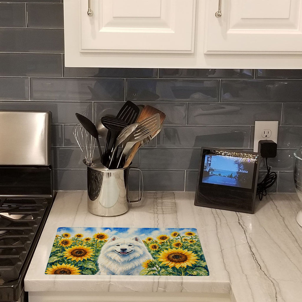 Samoyed in Sunflowers Cutting Board Tempered Glass Kitchen Cutting Surface, Heat Resistant Chopping Board with Non-Slip Feet, Decorative Food Prep & Serving