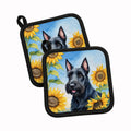 Scottish Terrier in Sunflowers Pot Holder Set of 2 Heat Resistant Quilted Hot Pads 7.5 x 7.5 Inch, Insulated Kitchen Trivets for Cooking & Baking