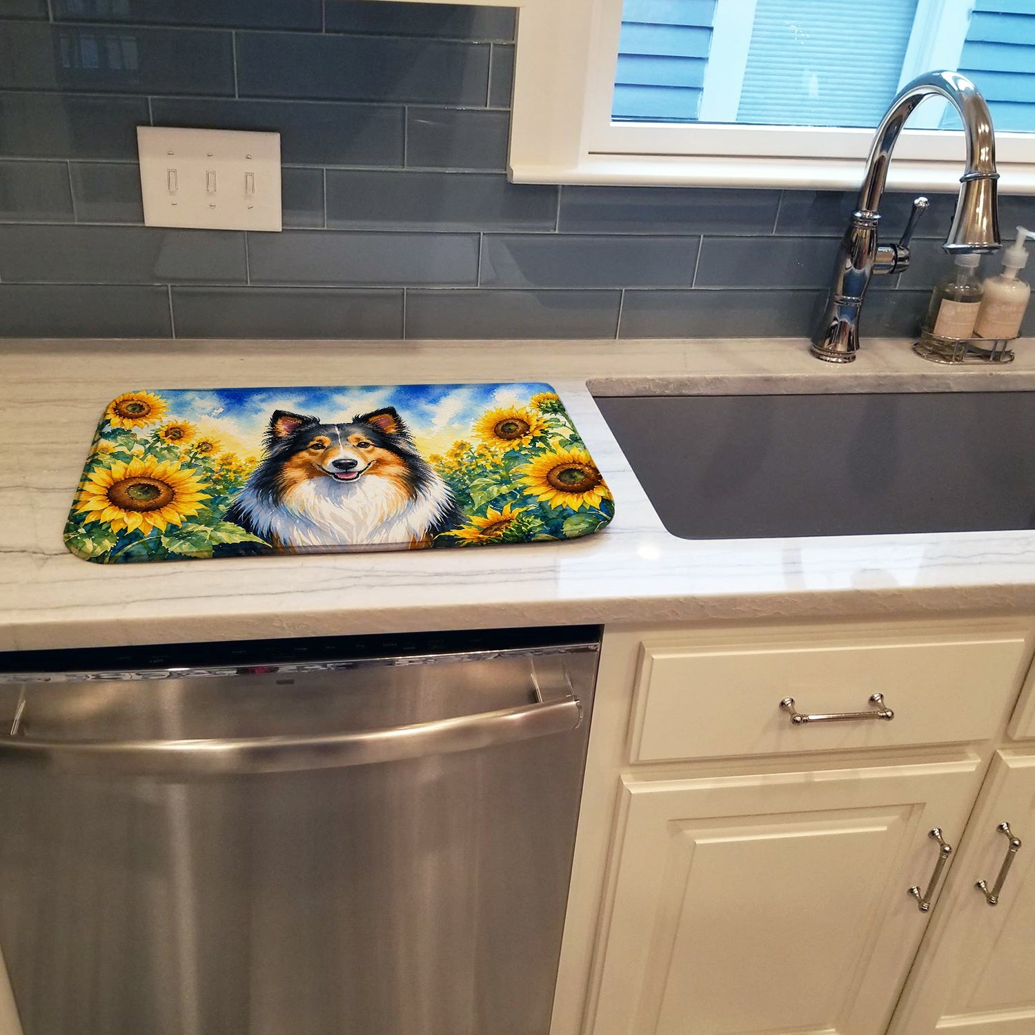 Sheltie in Sunflowers Dish Drying Mat Absorbent Dish Drying Mat Pad for Kitchen Counter Dish Drainer Mat for Countertop, 14 x 21", Multicolor