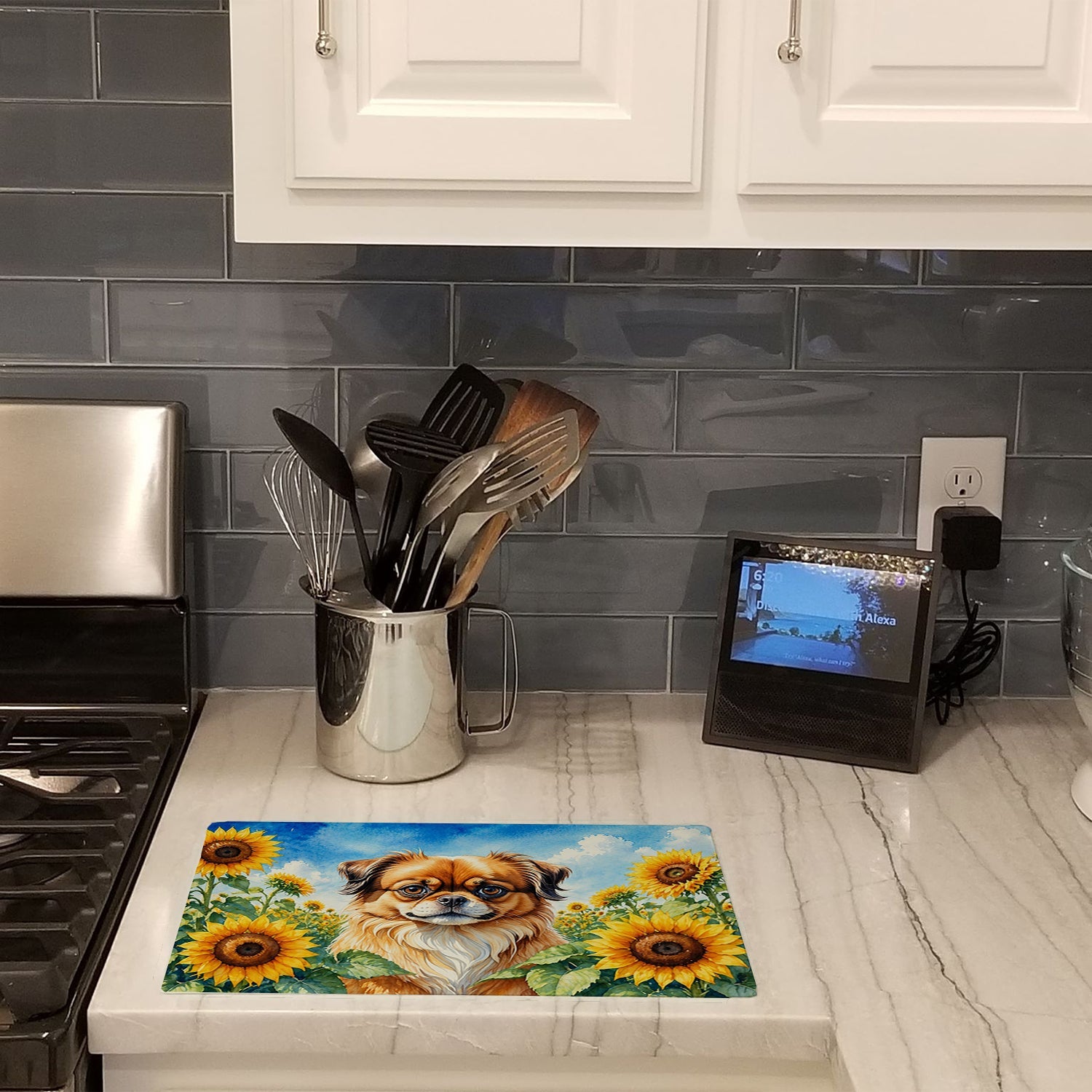 Tibetan Spaniel in Sunflowers Cutting Board Tempered Glass Kitchen Cutting Surface, Heat Resistant Chopping Board with Non-Slip Feet, Decorative Food Prep & Serving