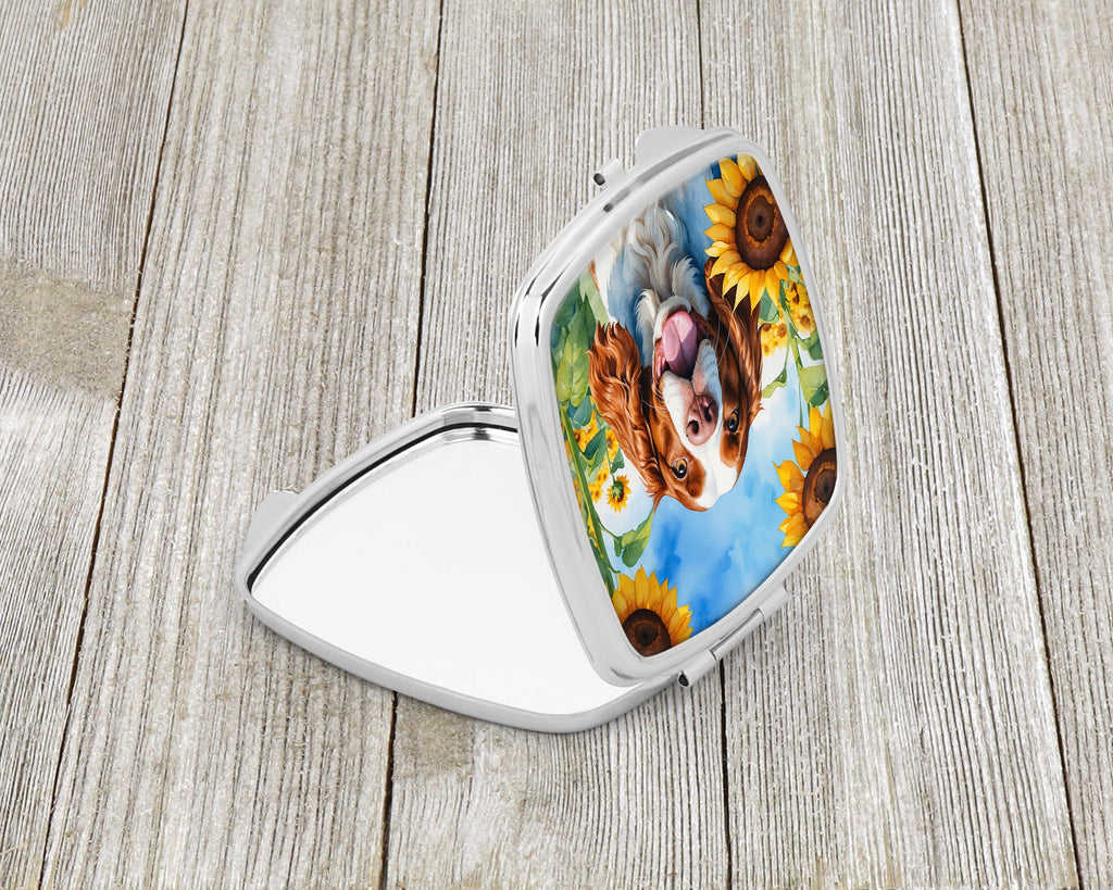 Welsh Springer Spaniel in Sunflowers Compact Mirror Decorative Travel Makeup Mirror for Women Girls Gifts Pocket Makeup Mirror Folding Handheld