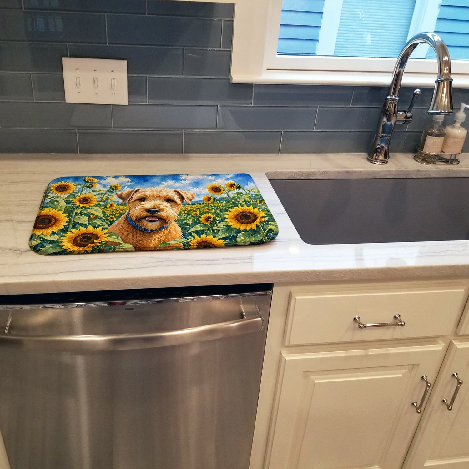 Wheaten Terrier in Sunflowers Dish Drying Mat Absorbent Dish Drying Mat Pad for Kitchen Counter Dish Drainer Mat for Countertop, 14 x 21", Multicolor
