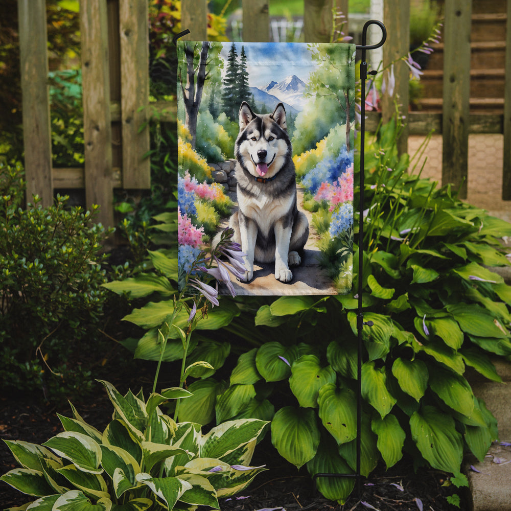 Alaskan Malamute Spring Garden Garden Flag Mailbox Decorative Yard Banner Outside Patio Artwork for Flower Beds, Garden Size, Multicolor