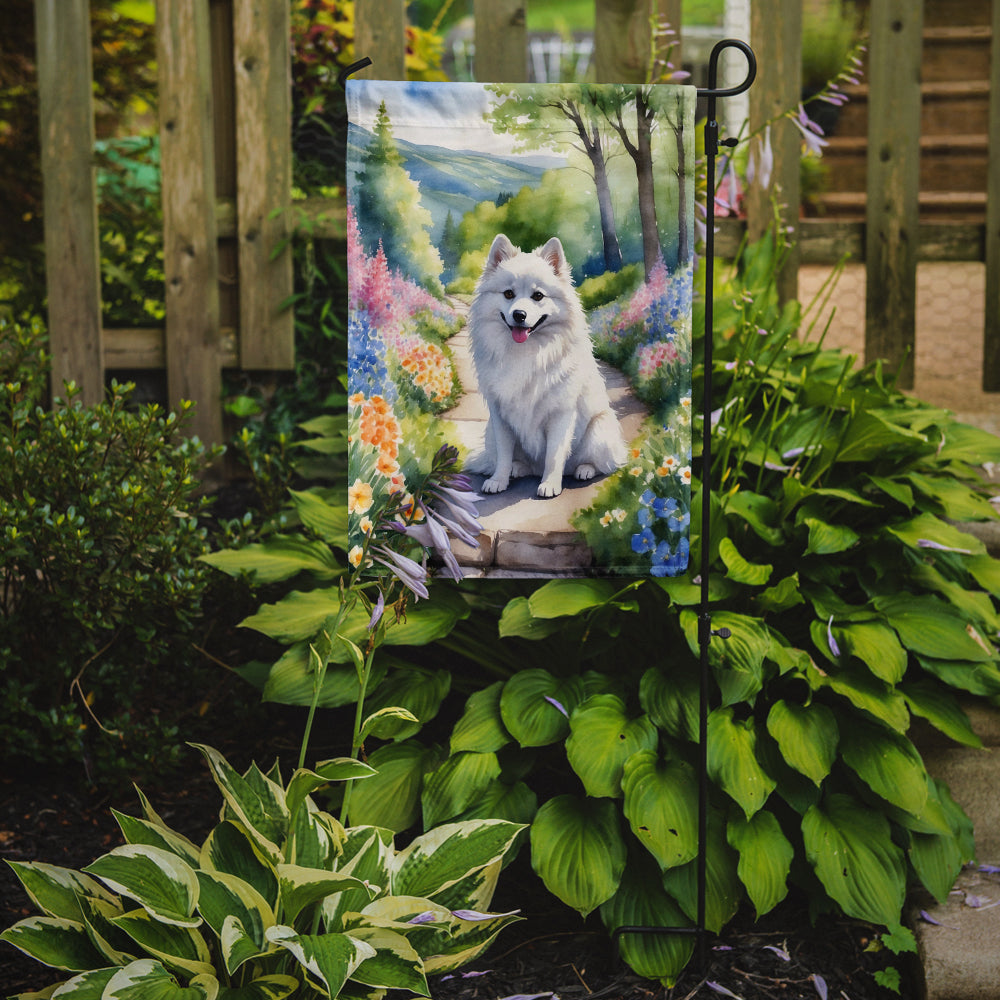 American Eskimo Spring Garden Garden Flag Mailbox Decorative Yard Banner Outside Patio Artwork for Flower Beds, Garden Size, Multicolor