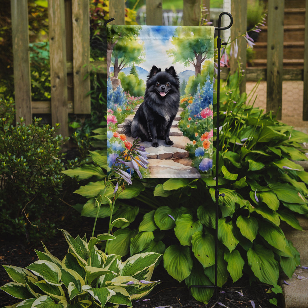 Pomeranian Spring Path Garden Flag Mailbox Decorative Yard Banner Outside Patio Artwork for Flower Beds, Garden Size, Multicolor