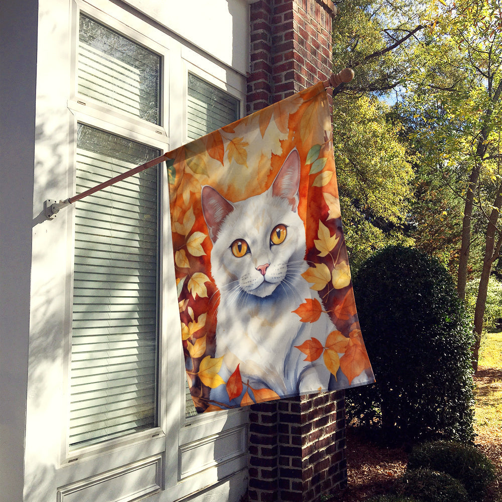 Khao Manee Cat in Fall Leaves House Flag 28x40 Porch Sleeve Pole Decorative Outside Yard Banner Artwork Wall Hanging, Polyester