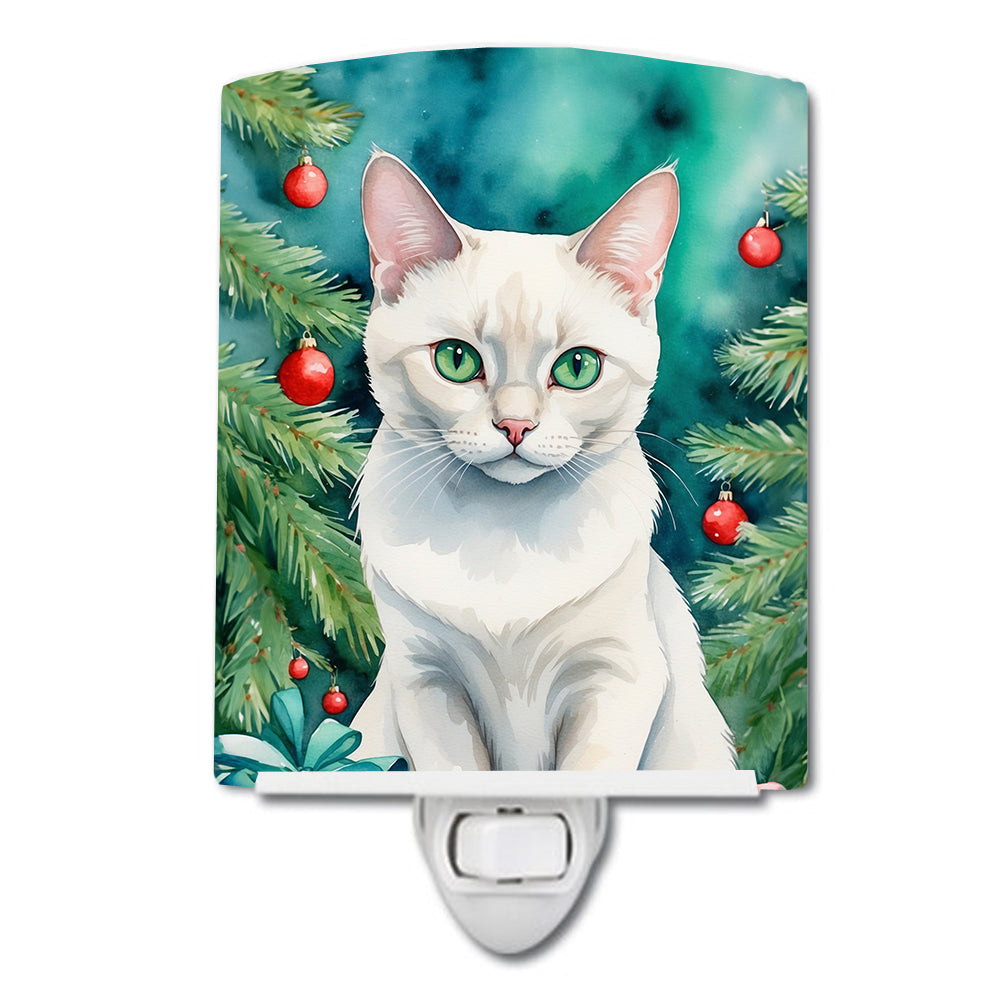 Foreign White Cat By the Christmas Tree Ceramic Night Light Compact, UL-Certified, Ideal for Bedroom, Bathroom, Nursery, Hallway, Kitchen, 6x4x3, Multicolor