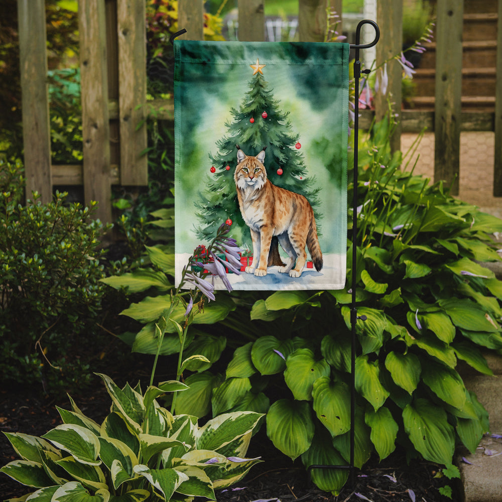 Highlander Lynx Cat By the Christmas Tree Garden Flag Mailbox Decorative Yard Banner Outside Patio Artwork for Flower Beds, Garden Size, Multicolor