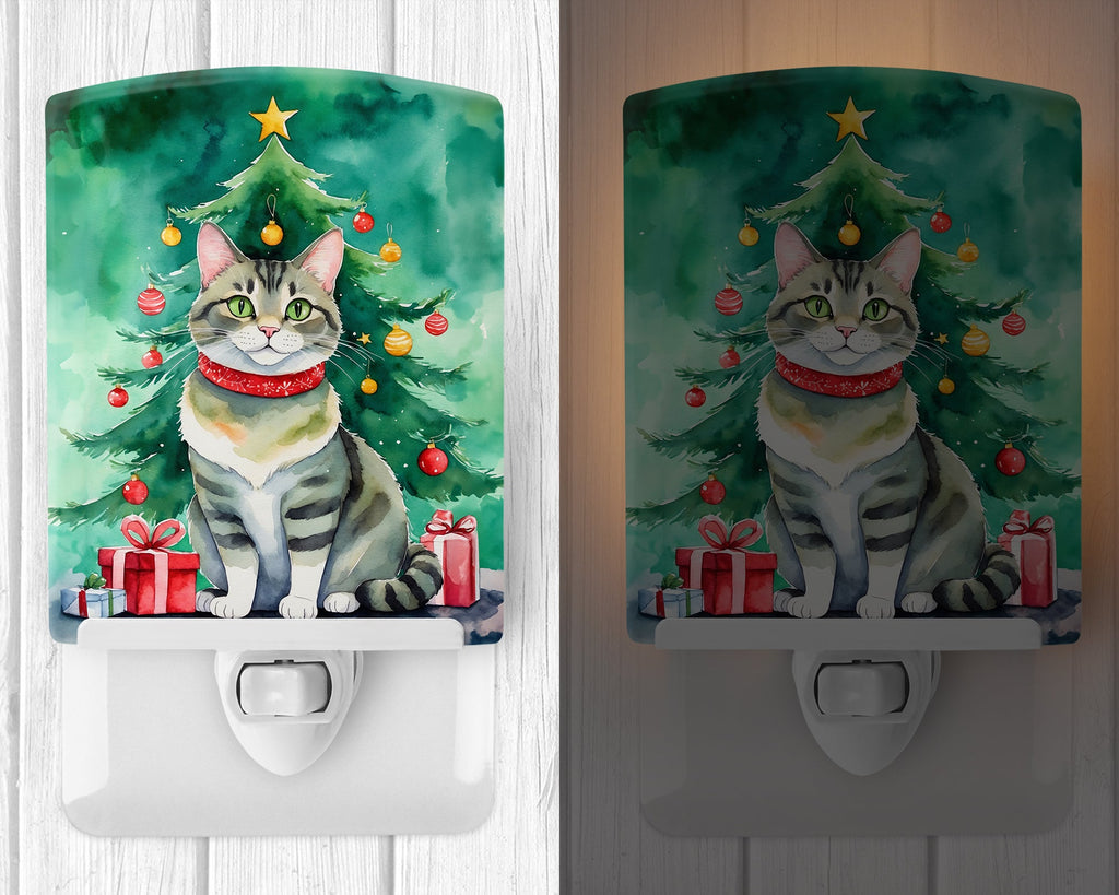 Raas Cat By the Christmas Tree Ceramic Night Light Compact, UL-Certified, Ideal for Bedroom, Bathroom, Nursery, Hallway, Kitchen, 6x4x3, Multicolor