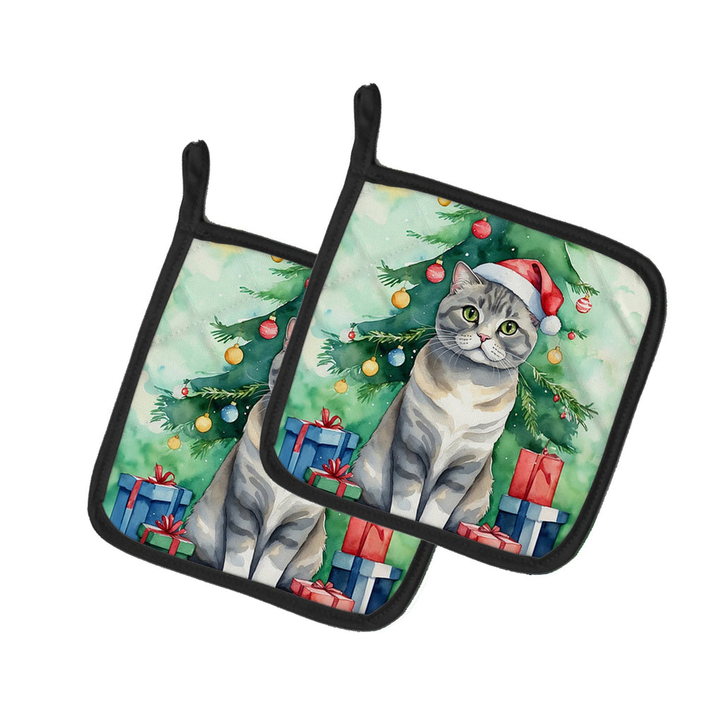 Scottish Fold Cat By the Christmas Tree Pot Holder Set of 2 Heat Resistant Quilted Hot Pads 7.5 x 7.5 Inch, Insulated Kitchen Trivets for Cooking & Baking