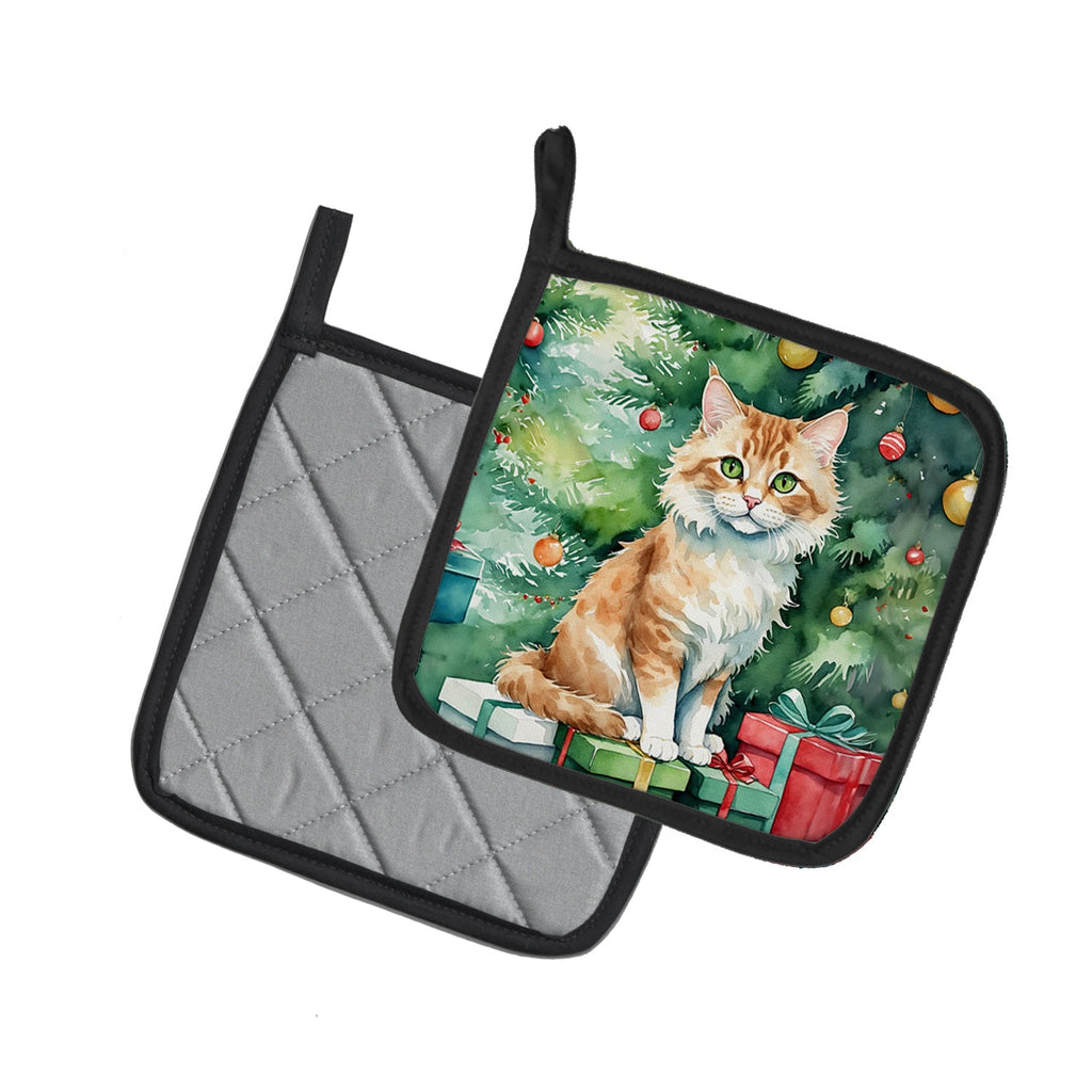 Skookum Cat By the Christmas Tree Pot Holder Set of 2 Heat Resistant Quilted Hot Pads 7.5 x 7.5 Inch, Insulated Kitchen Trivets for Cooking & Baking