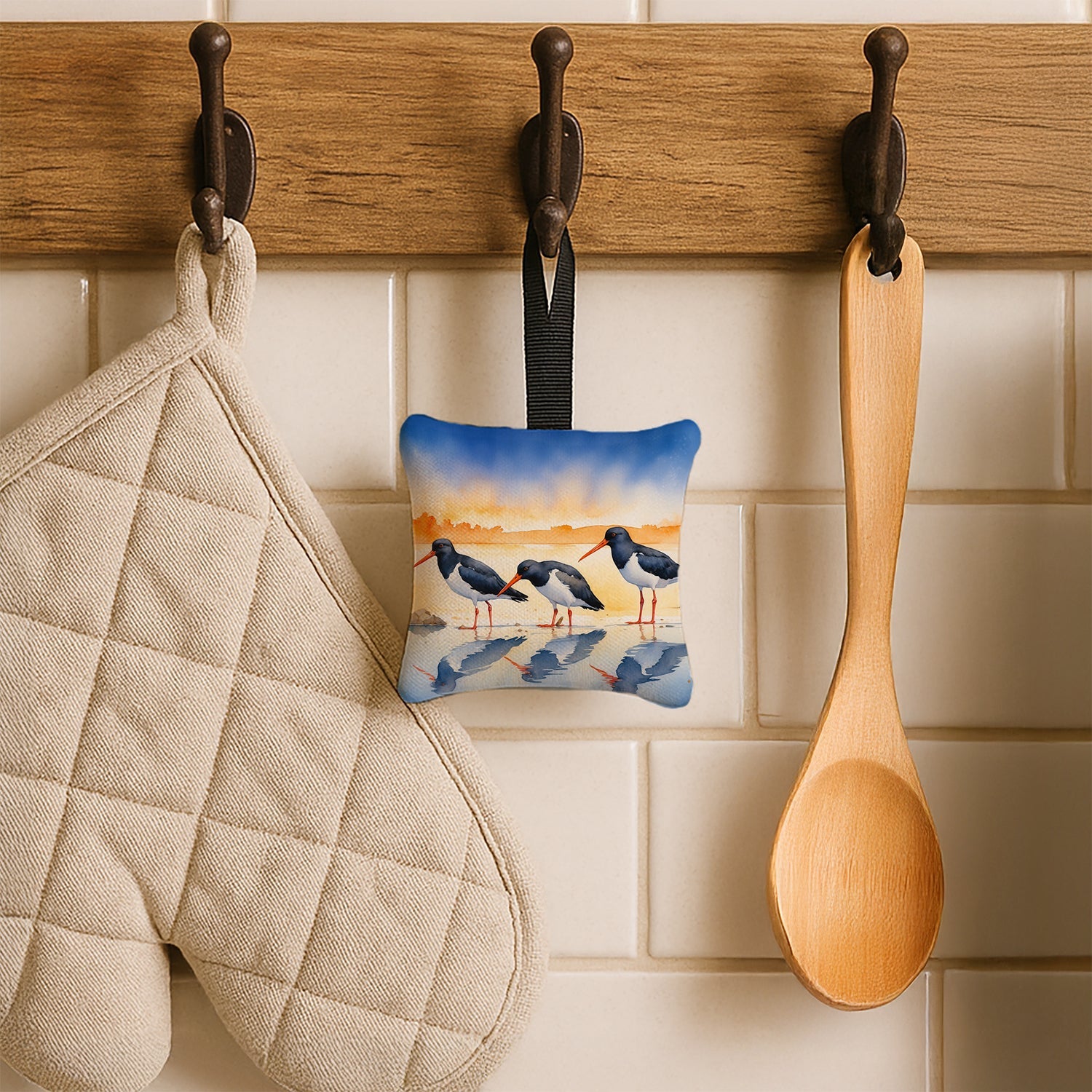 Oystercatchers on Beach Shore Watercolor Hanging Square Fabric Ornament 3.5 × 3.5 Decorative Door-Knob & Tree Hanger, Soft Fabric
