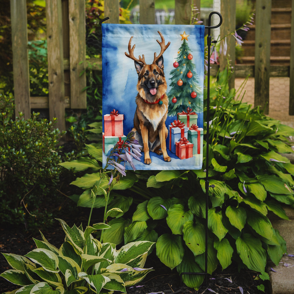 Belgian Tervuren Christmas Reindeer Garden Flag Mailbox Decorative Yard Banner Outside Patio Artwork for Flower Beds, Garden Size, Multicolor