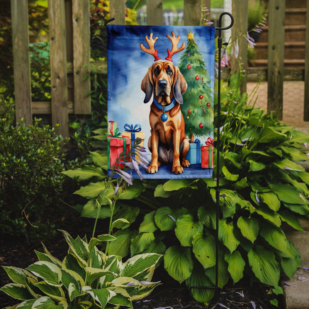 Bloodhound Christmas Reindeer Garden Flag Mailbox Decorative Yard Banner Outside Patio Artwork for Flower Beds, Garden Size, Multicolor