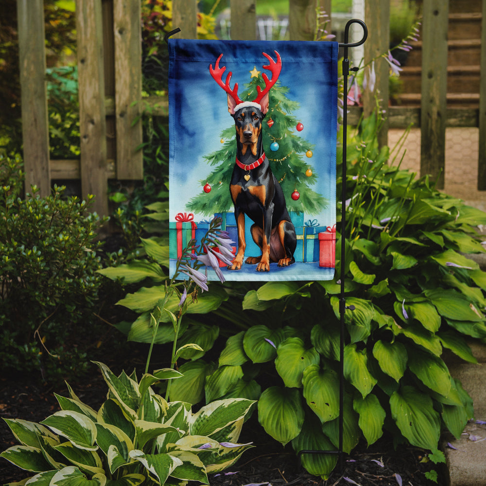Doberman Pinscher Christmas Reindeer Garden Flag Mailbox Decorative Yard Banner Outside Patio Artwork for Flower Beds, Garden Size, Multicolor