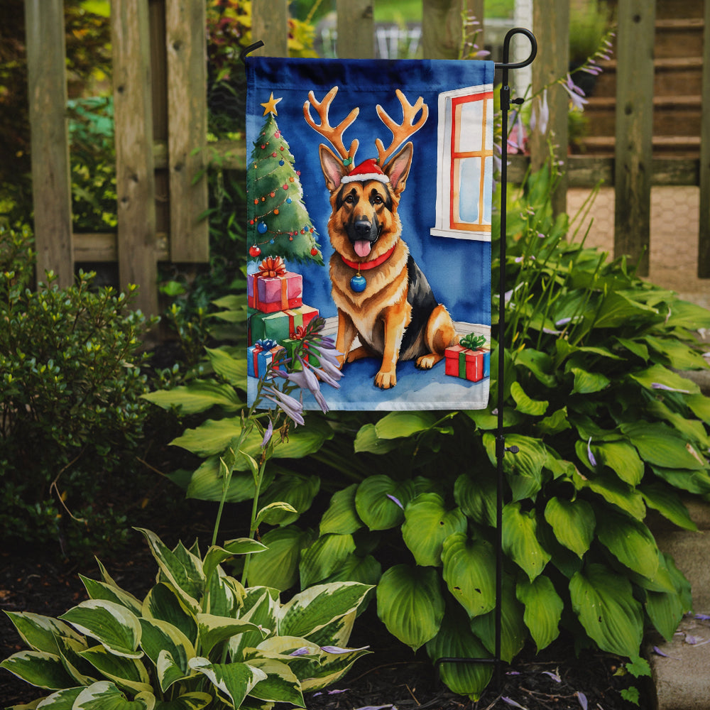 German Shepherd Christmas Reindeer Garden Flag Mailbox Decorative Yard Banner Outside Patio Artwork for Flower Beds, Garden Size, Multicolor