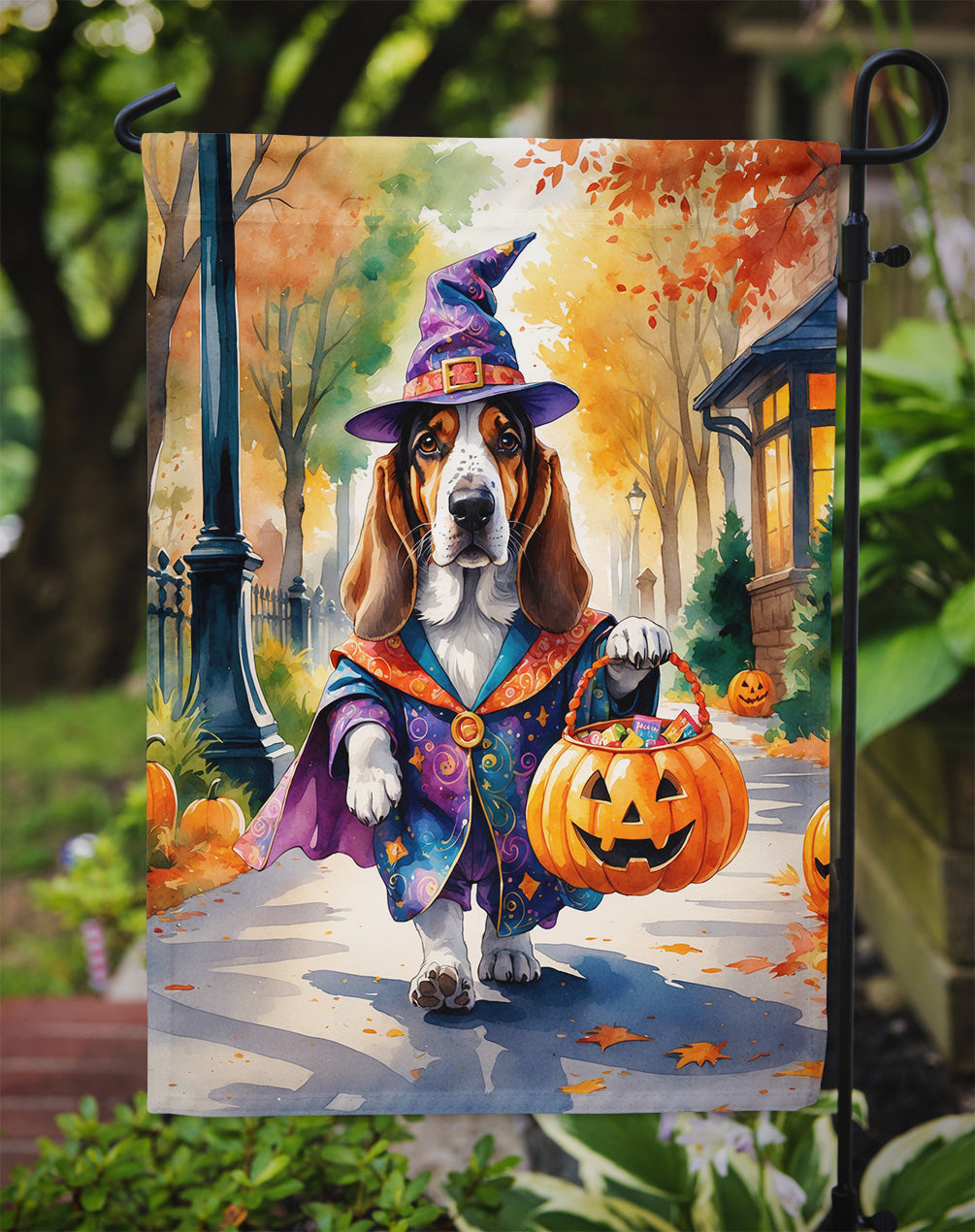 Basset Hound Halloween Trick or Treat Garden Flag Mailbox Decorative Yard Banner Outside Patio Artwork for Flower Beds, Garden Size, Multicolor
