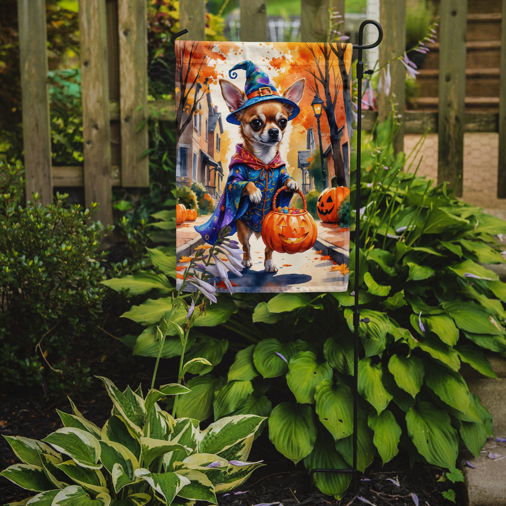 Chihuahua Halloween Trick or Treat Garden Flag Mailbox Decorative Yard Banner Outside Patio Artwork for Flower Beds, Garden Size, Multicolor