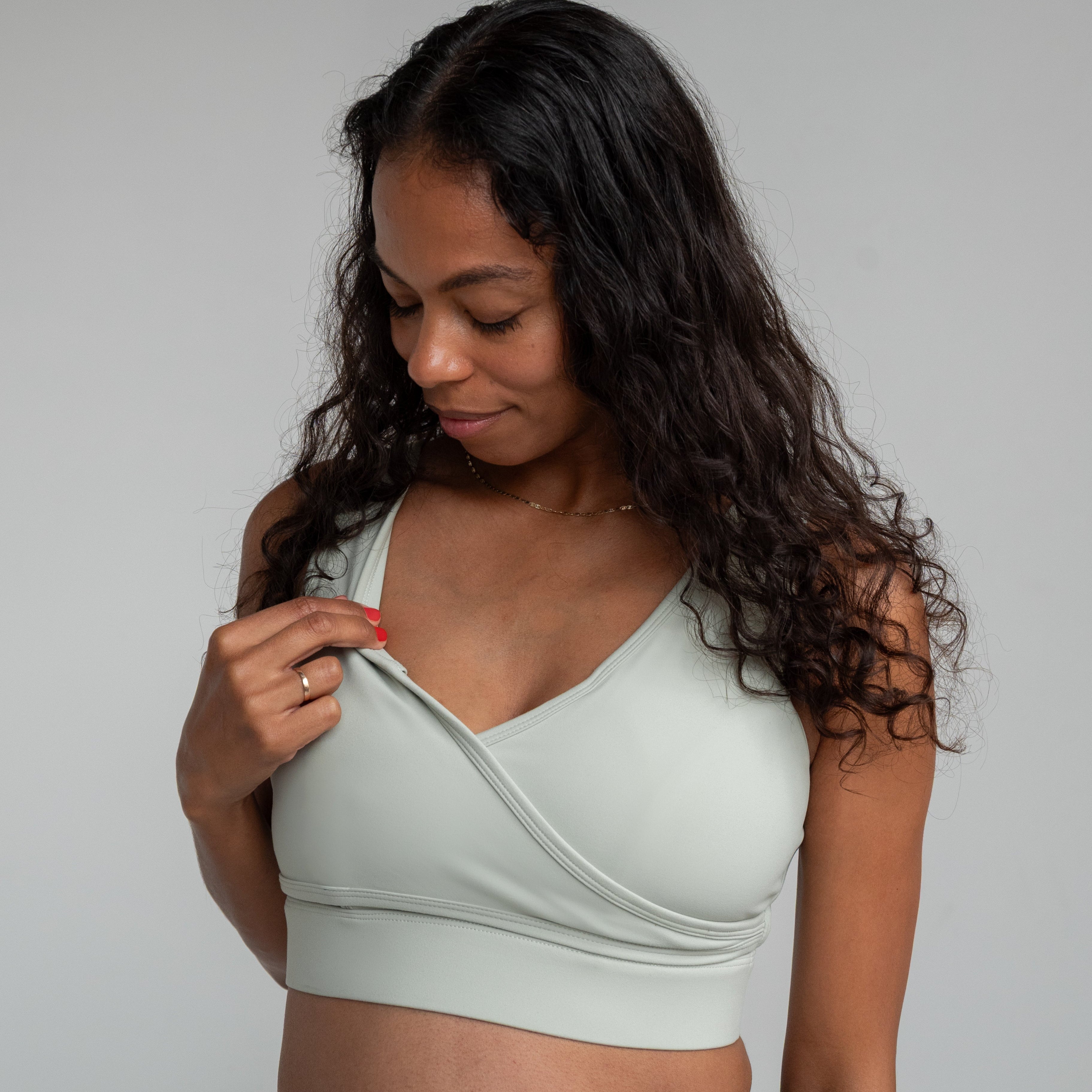 Everyday Luxe® 3.0 Nursing & Hands-Free Pumping Bra for Breastfeeding Moms