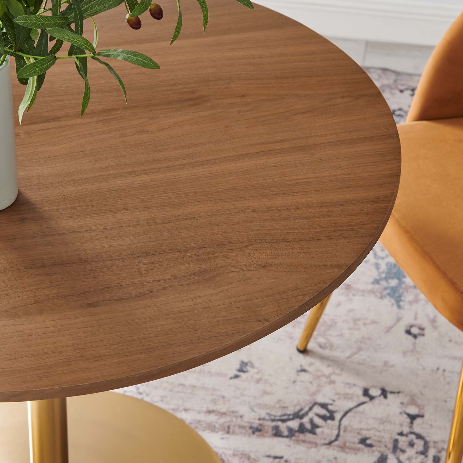 Pursuit 40" Dining Table by Modway