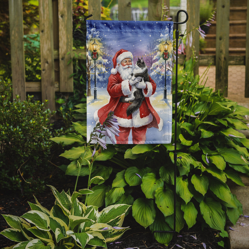 MaineCoon Black & White Cat with Santa Claus Garden Flag Mailbox Decorative Yard Banner Outside Patio Artwork for Flower Beds, Garden Size, Multicolor