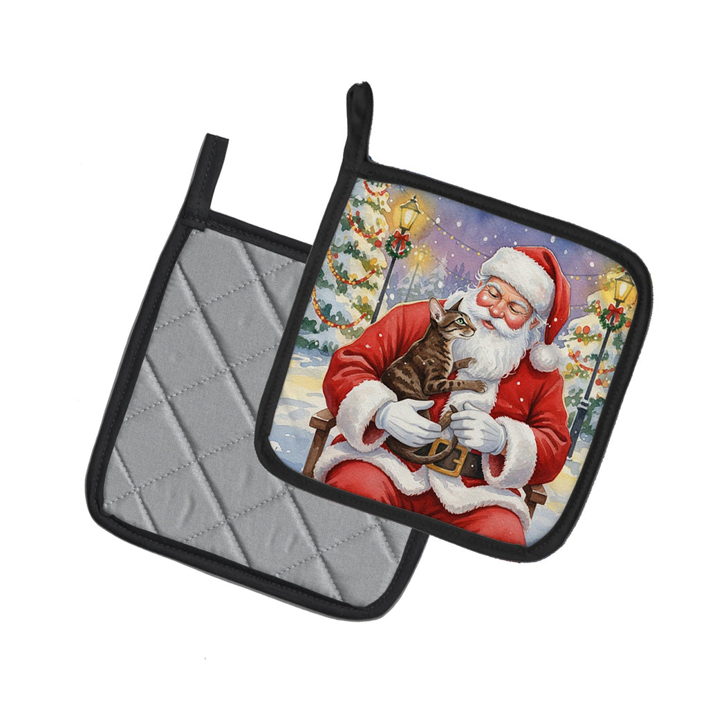 Oriental Shorthair Cat with Santa Claus Pot Holder Set of 2 Heat Resistant Quilted Hot Pads 7.5 x 7.5 Inch, Insulated Kitchen Trivets for Cooking & Baking