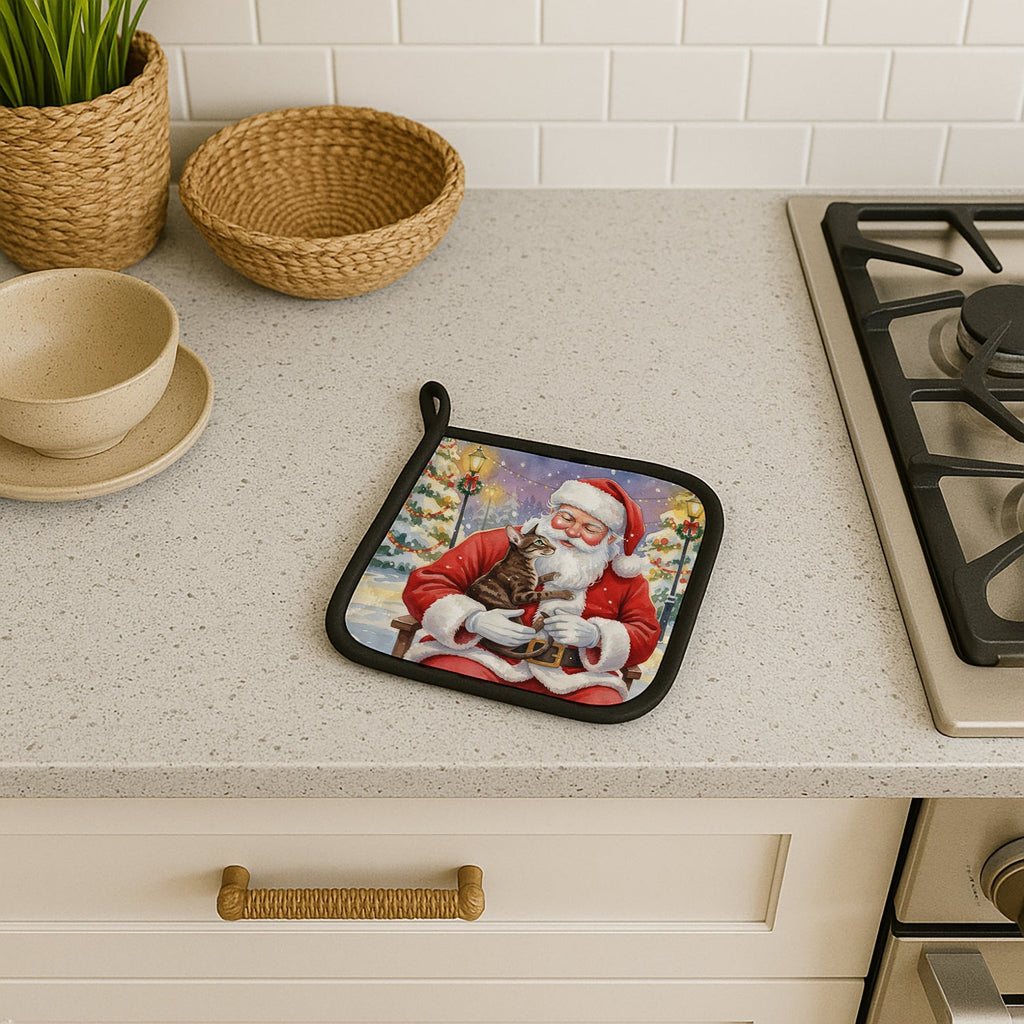 Oriental Shorthair Cat with Santa Claus Pot Holder Set of 2 Heat Resistant Quilted Hot Pads 7.5 x 7.5 Inch, Insulated Kitchen Trivets for Cooking & Baking