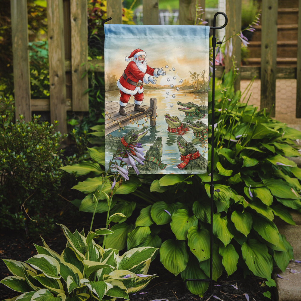 Cajun Santa Claus Feeding the Gators Christmas Garden Flag Mailbox Decorative Yard Banner Outside Patio Artwork for Flower Beds, Garden Size, Multicolor