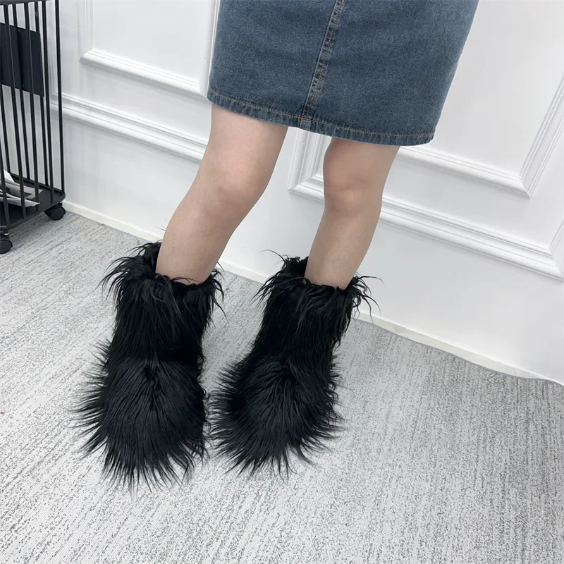 Fur Snow Boots for Winter.