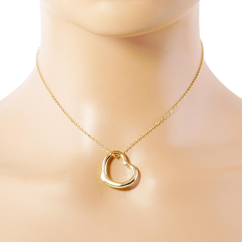 Metal Heart Cut out Pendant Necklace
