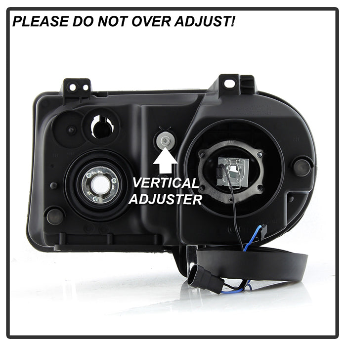SPYDER Xtune Chrysler 300C w/ Halogen Projection Style Only 05-10 Headlights Right HD-JH-C300C-OEM-R 9026614