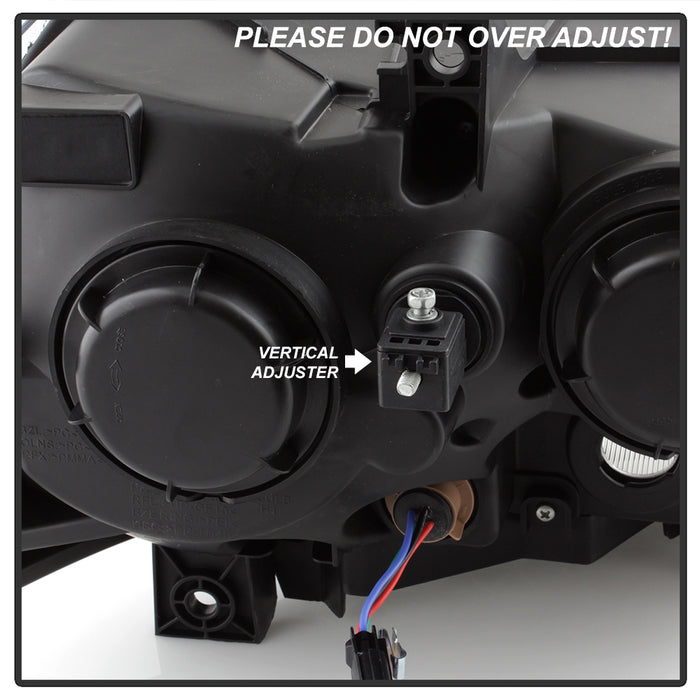 SPYDER xTune 11-14 Dodge Charger Halogen Headlights - Chrome (HD-JH-DCH11-AM-C) 9037184