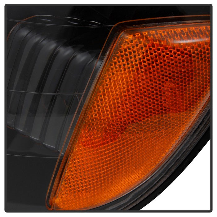 SPYDER Xtune Toyota Tundra Regular/Access 00-04 OEM Style Headlights & Corner Lights HD-JH-TTUN00-AM-BSM 9033308