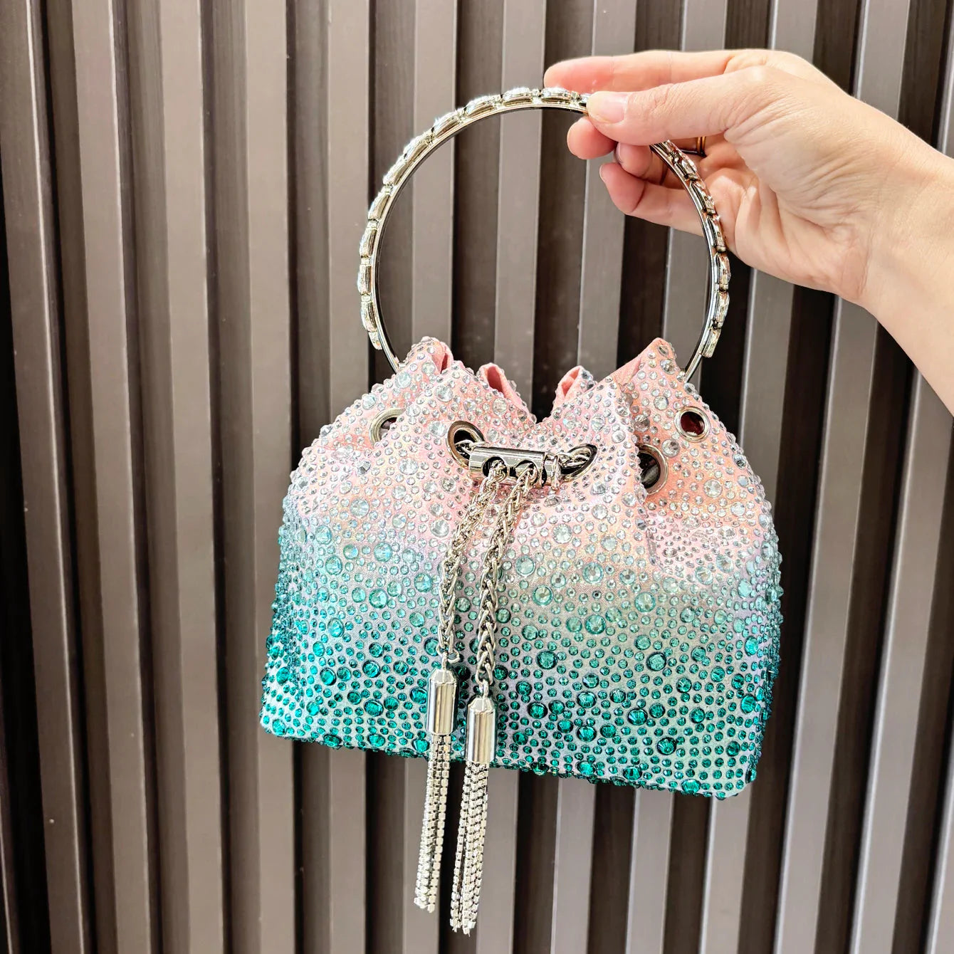 Handle Rhinestones Evening luxury clutch Purse.
