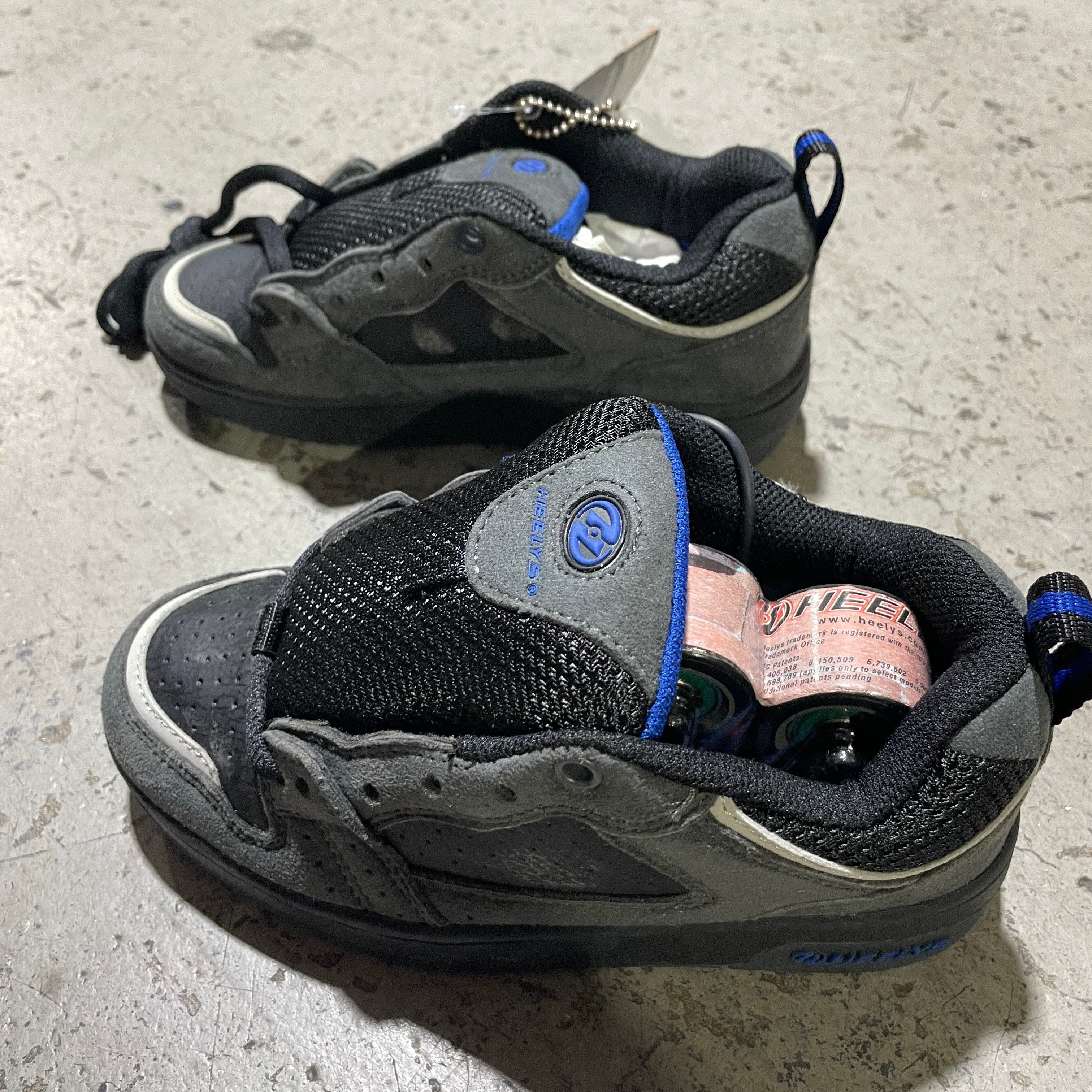 Heelys Vapor Youth Skate Shoes - Charcoal/Black/R. Blue/Silver [Size 1Y]