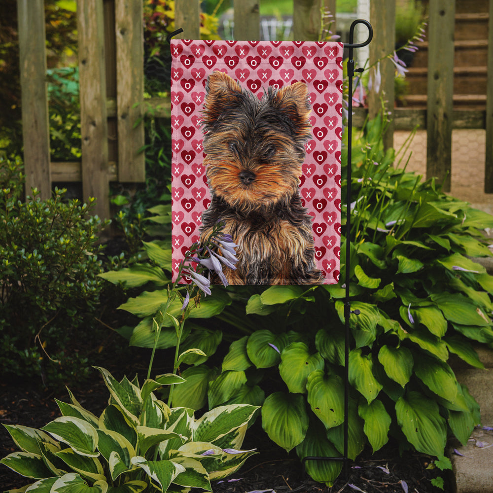 Hearts Love and Valentine's Day Yorkie Puppy / Yorkshire Terrier Garden Flag Mailbox Decorative Yard Banner Outside Patio Artwork for Flower Beds, Garden Size, Multicolor