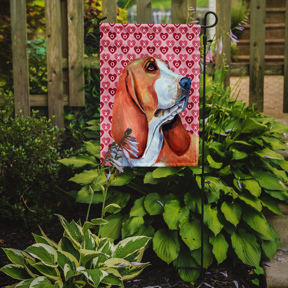 Basset Hound Hearts Love and Valentine's Day Portrait Garden Flag Mailbox Decorative Yard Banner Outside Patio Artwork for Flower Beds, Garden Size, Multicolor