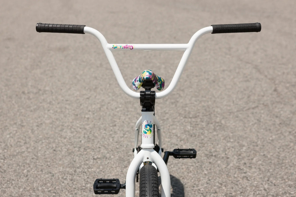 Sunday Forecaster Aaron Ross Signature 20.5″ Complete BMX Bike - Gloss White