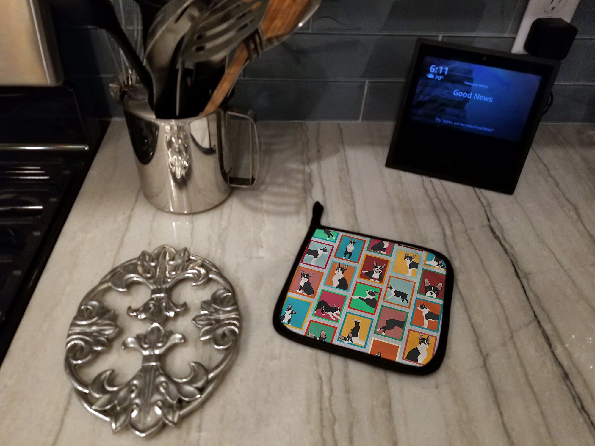 Lots of Boston Terrier Pot Holder Set of 2 Heat Resistant Quilted Hot Pads 7.5 x 7.5 Inch, Insulated Kitchen Trivets for Cooking & Baking