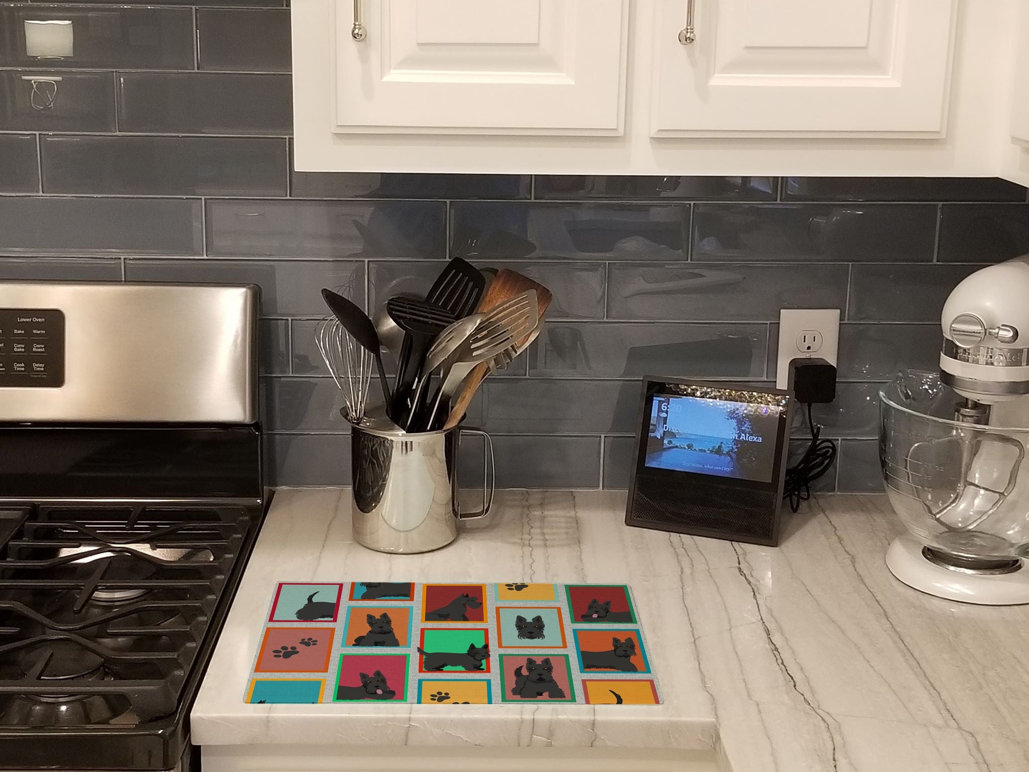 Lots of Scottish Terrier Cutting Board Tempered Glass Kitchen Cutting Surface, Heat Resistant Chopping, Non-Slip Feet, Food Prep & Serving