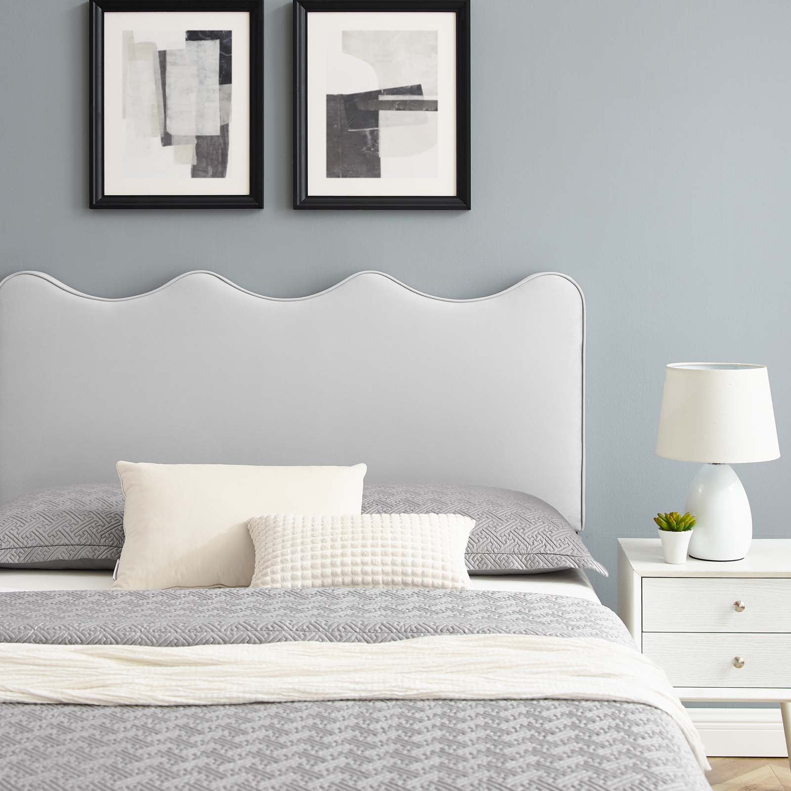 Current Performance Velvet Full Platform Bed by Modway