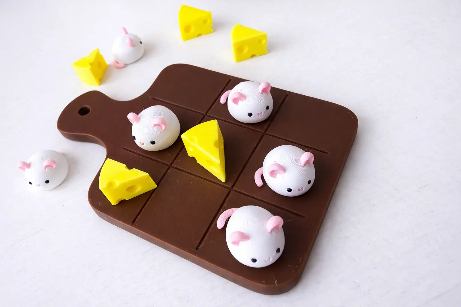 Mouse and Cheese Tic Tac Toe Game — Travel Board Game | 3D Printed