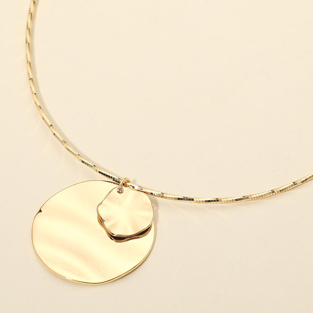 Hammered Metal Double Layered Disc Pendant Necklace