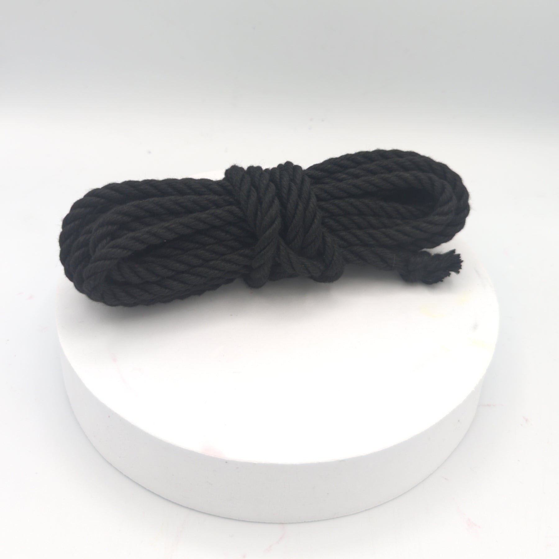 Wholesale POSH Rope - 3 Strand Spun Polyester Bondage Rope - Synthetic Hemp - 6mm