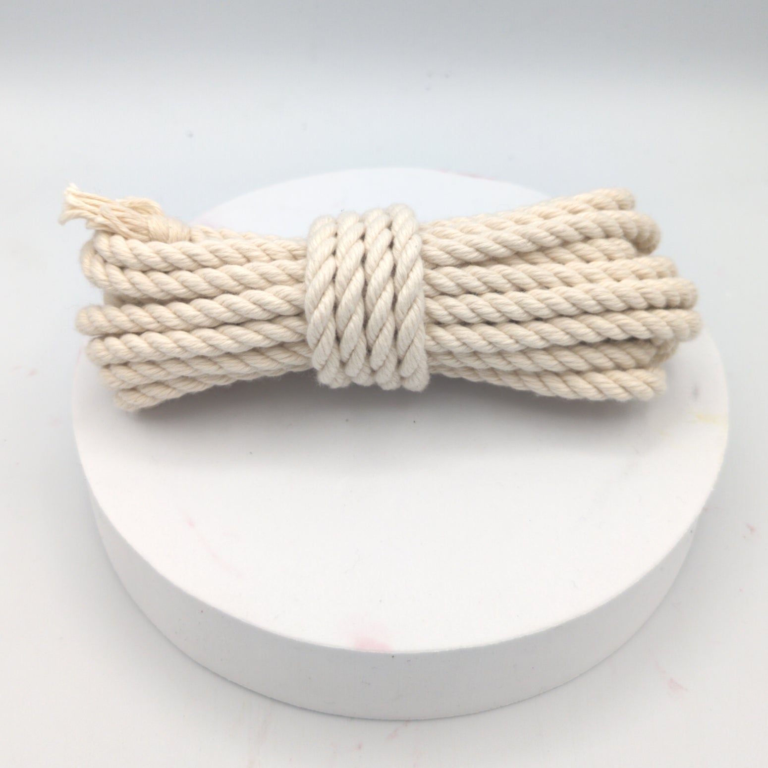 Wholesale POSH Rope - 3 Strand Spun Polyester Bondage Rope - Synthetic Hemp - 6mm