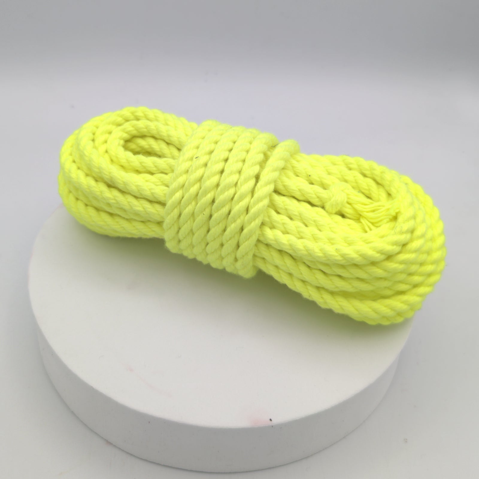 Wholesale POSH Rope - 3 Strand Spun Polyester Bondage Rope - Synthetic Hemp - 6mm