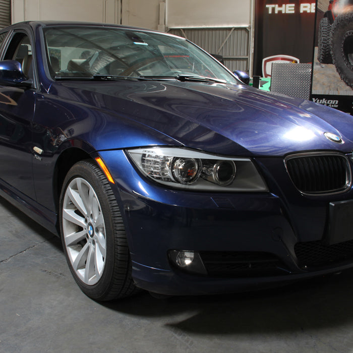 SPYDER xTune 08-13 BMW 3-Series E90/E91 4DR OEM Style Halogen Proj Headlights -Blk (PRO-JH-BE9009-AM-BK) 9943621