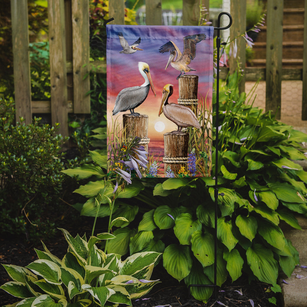 Pelicans Garden Flag Mailbox Decorative Yard Banner Outside Patio Artwork for Flower Beds, Garden Size, Multicolor