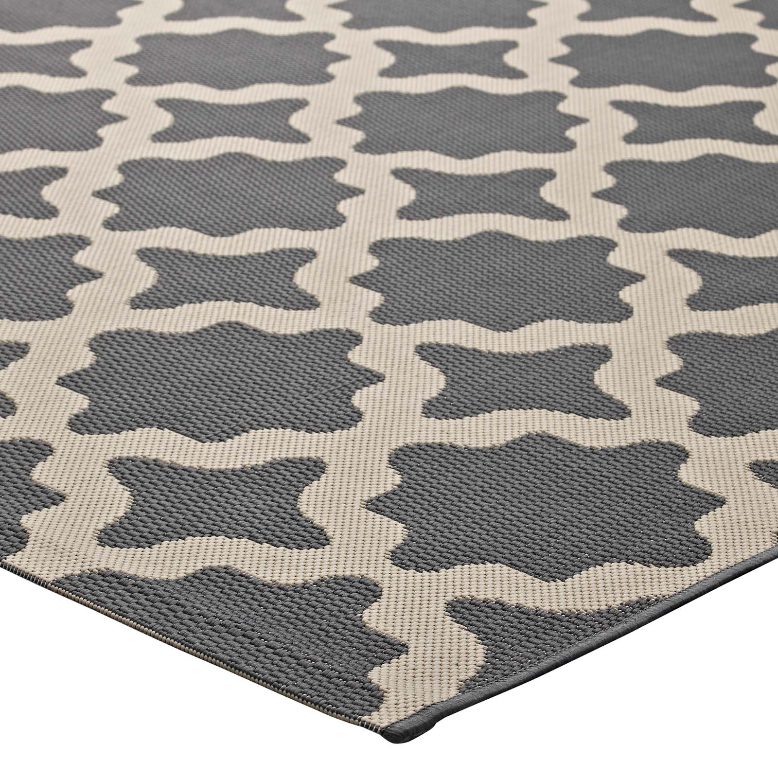 Cerelia Moroccan Trellis Indoor and Outdoor 4x6 Area Rug by Modway