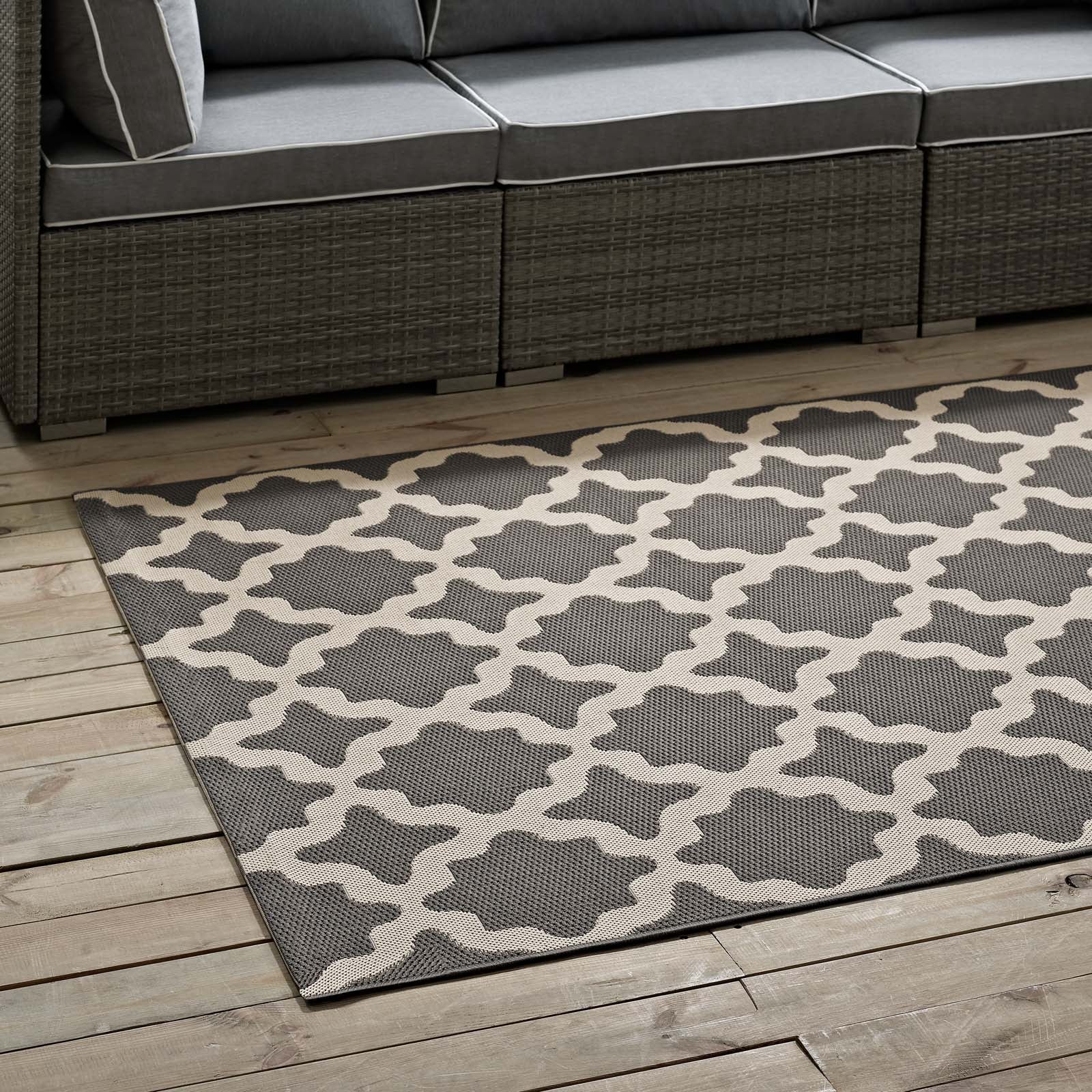 Cerelia Moroccan Trellis Indoor and Outdoor 4x6 Area Rug by Modway